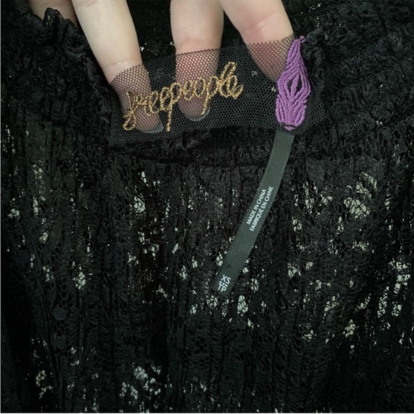 Free People Carina Meadow Lace Mini Dress with Bandeau Top in Black 
NWOT
Sz XS - Picture 7 of 12